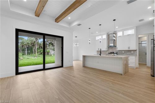 3712 18th Ave N, Naples, FL, 34120 | Card Image