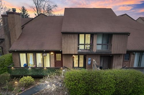 4c-124 Bluebird Dr, Hillsborough, NJ, 08844-4984 | Card Image