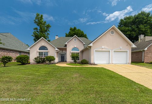 607 Castlewoods Blvd, Brandon, MS, 39047-7357 | Card Image