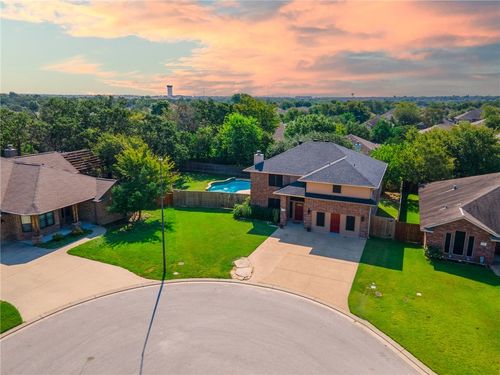 1112 Hopewell Ct, College Station, TX, 77845-4099 | Card Image