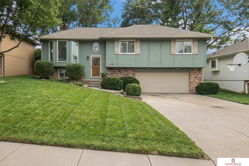 13529 Atwood Ave, Omaha, NE, 68144-3566 | Card Image