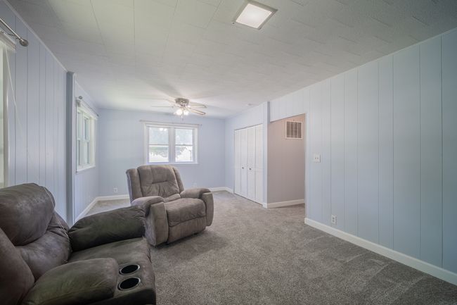 502 Cedar St, House other with 3 bedrooms, 2 bathrooms and 8 parking in Le Roy IL | Image 4