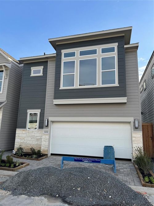 16041 Hayes Park Dr, Houston, TX, 77079-2146 | Card Image