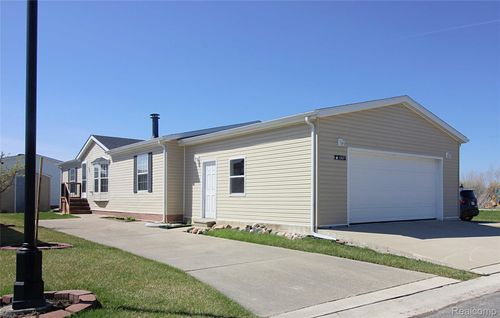 13617 Orchard View St, Carleton, MI, 48117-9473 | Card Image