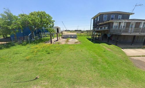 1122 Gulfview Ln, Freeport, TX, 77541-9634 | Card Image