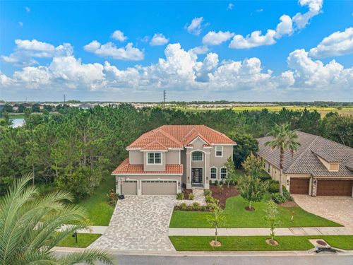32924 Estate Garden Dr, Wesley Chapel, FL, 33545-5103 | Card Image