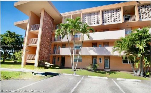 102-3001 Nw 46th Ave, Lauderdale Lakes, FL, 33313-1827 | Card Image
