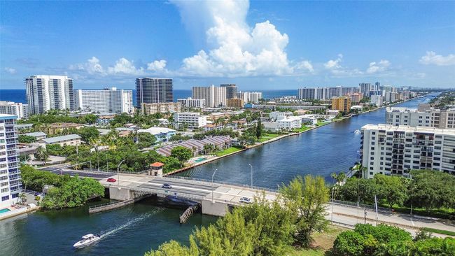 Your Condo is only a Few Blocks from 14th Street Causeway! Convenient to Shopping, Groceries, Dining, Entertainment, Movies, Airports, Highways and More! Amazing Area! | Image 56