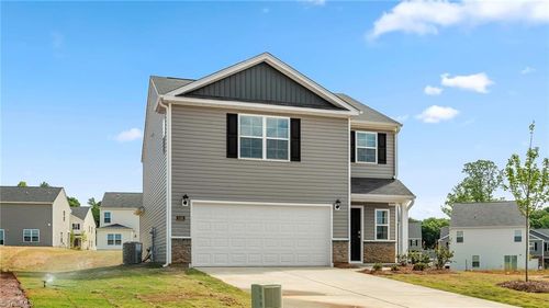 1113 Chandler Point Ct, Rural Hall, NC, 27045-9405 | Card Image
