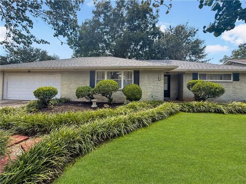 365 Dorset Dr, Slidell, LA, 70458-5217 | Card Image