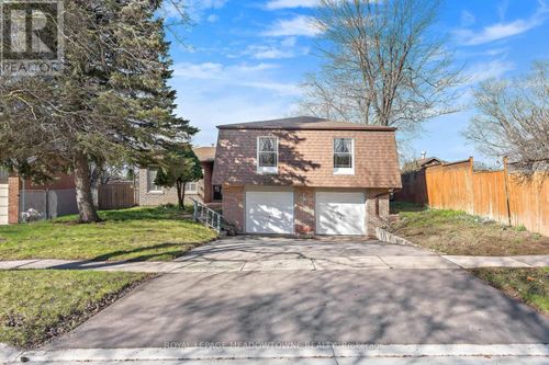 82 Mary Street, Halton Hills (Georgetown), ON, L7G4V6 | Card Image