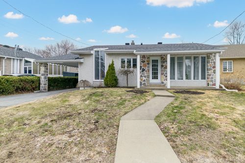 862 Rue St-Michel, Terrebonne, QC, J6W3K4 | Card Image