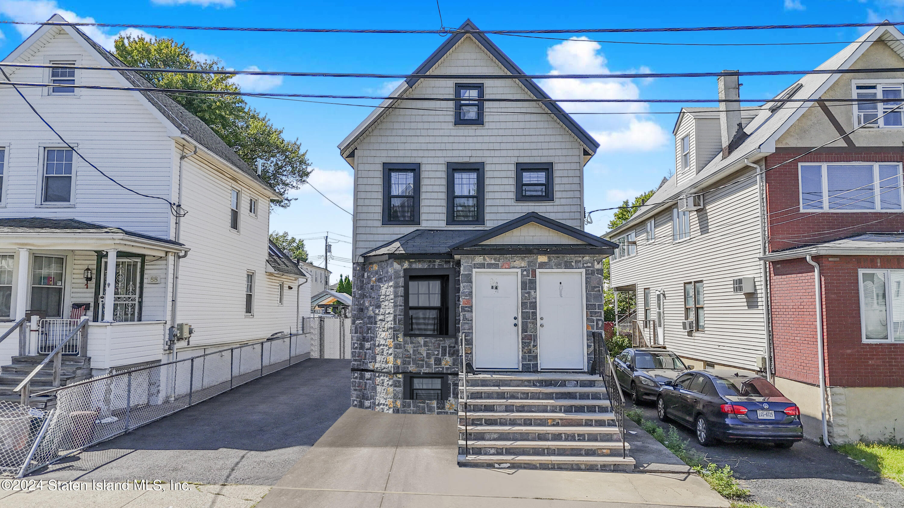 Dehart Ave, Staten Island, NY 10303