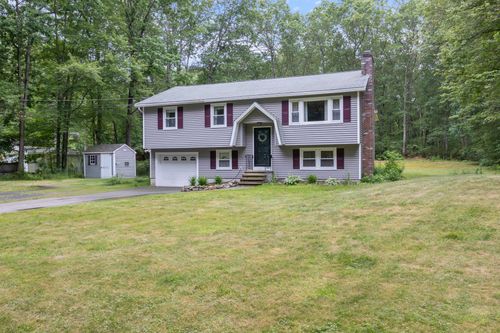 12 Mill Rd, Londonderry, NH, 03053-3906 | Card Image