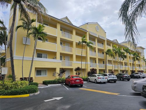 162-151 Ne 16th Ave, Fort Lauderdale, FL, 33301-3843 | Card Image