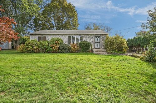 85 Canario Dr, Warren, RI, 02885-3827 | Card Image
