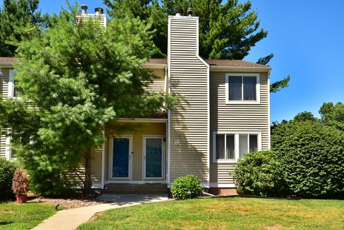 unit-32-60 Old Town Rd, Vernon, CT, 06066-2373 | Card Image