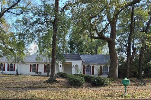2301 Lantern Ln W, Mobile, AL, 36693-3671 | Card Image