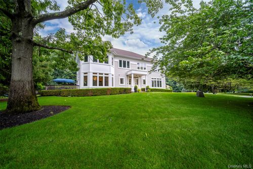 10 Wilson Ct, Spring Valley, NY, 10977-1330 | Card Image