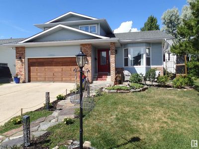 3936 150 St Nw, House other with 4 bedrooms, 3 bathrooms and 4 parking in Edmonton AB | Image 1