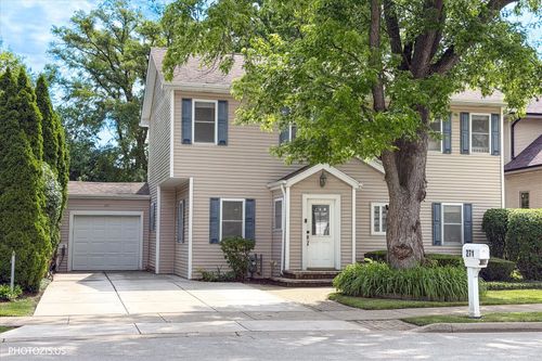 271 9th St, Wheeling, IL, 60090-2705 | Card Image