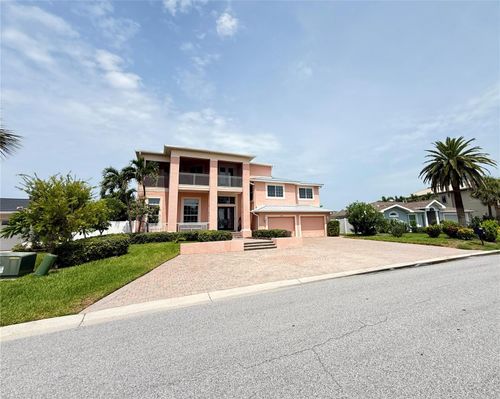 2216 Donato Dr, BELLEAIR BEACH, FL, 33786-3433 | Card Image