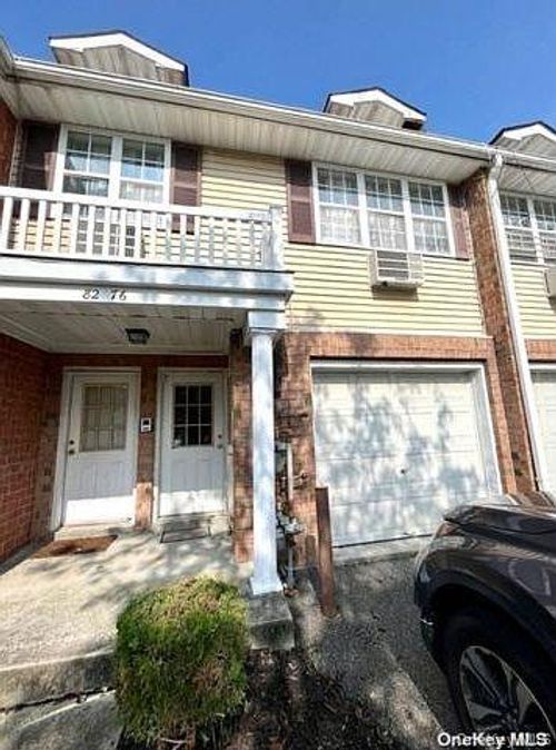 1st-fl-82-76 Country Pointe Cir, Queens Village, NY, 11427-3002 | Card Image