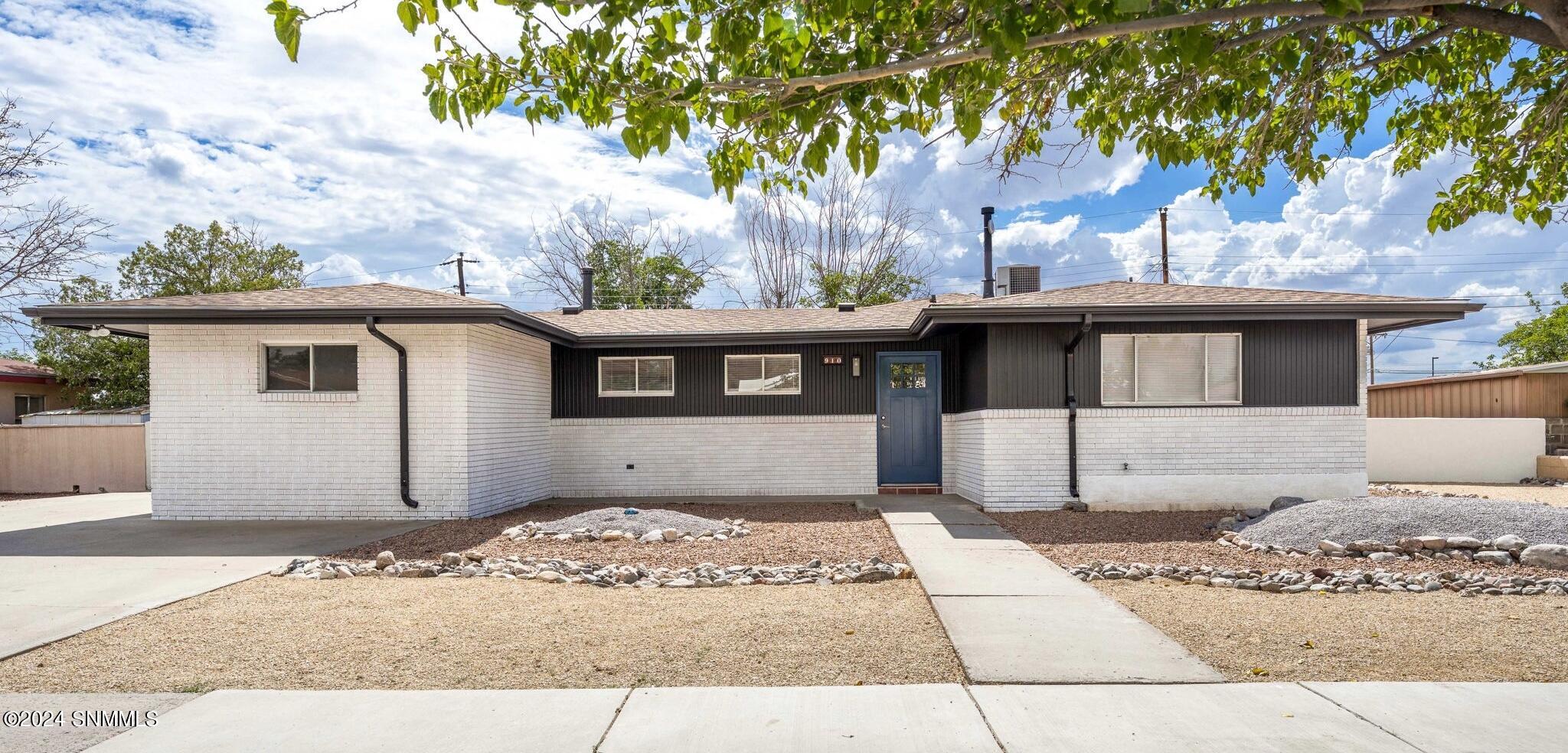 Calle Del Encanto , Las Cruces, NM 88005