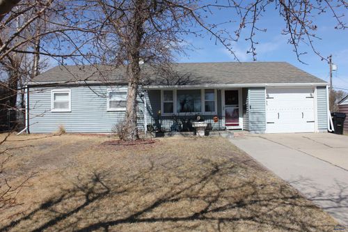 618 E Indiana St, Rapid City, SD, 57701-5831 | Card Image