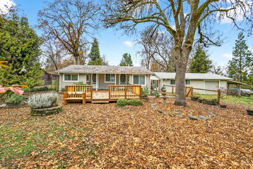 130 Acorn St, Merlin, OR, 97532-9746 | Card Image