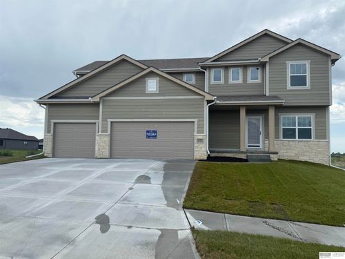 20909 Nebraska Avenue, Elkhorn, NE, 68022 | Card Image
