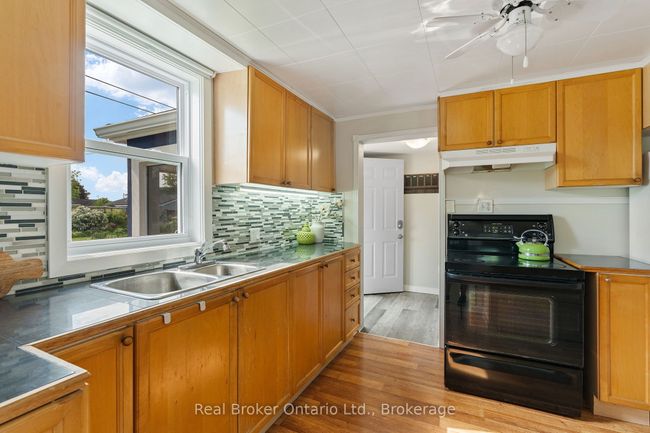 61 Jane St, House other with 2 bedrooms, 1 bathrooms and 2 parking in Haldimand ON | Image 11