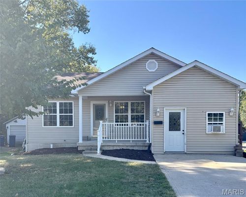 901 S Main St, Troy, MO, 63379-1625 | Card Image
