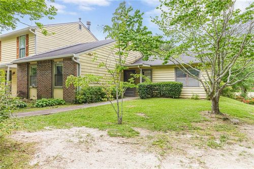 122 Sandalwood Cir, Lawrenceville, GA, 30046-5838 | Card Image