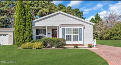 119 Oak Ridge Lane, Home with 2 bedrooms, 2 bathrooms and null parking in Manahawkin NJ | Image 1