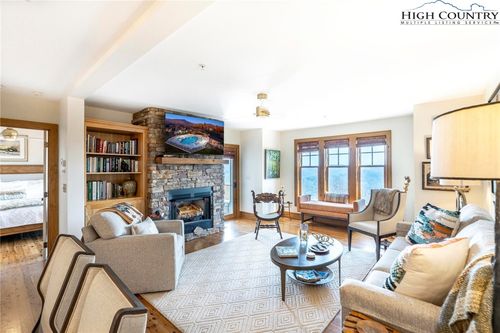 unit-rg-1-233 Indian Paintbrush Dr, Banner Elk, NC, 28604-7085 | Card Image