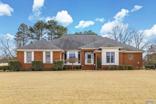 22302 Choctaw Ln, Athens, AL, 35613-2836 | Card Image