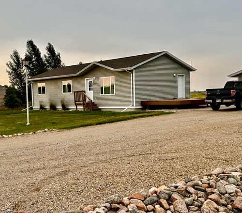 3112 Magnolia St N, ABERDEEN, SD, 57401-5217 | Card Image