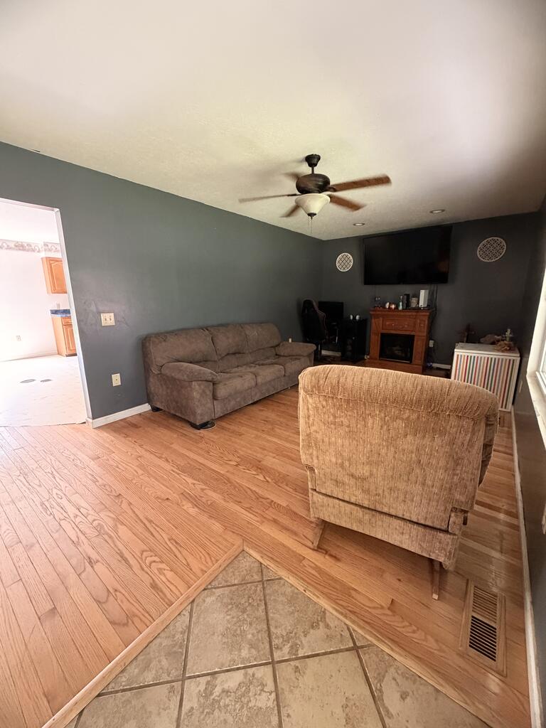 Residential in Cool Ridge 3