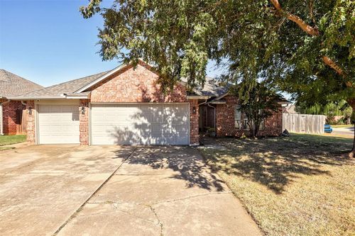 1617 Camden Way, Edmond, OK, 73013-2942 | Card Image