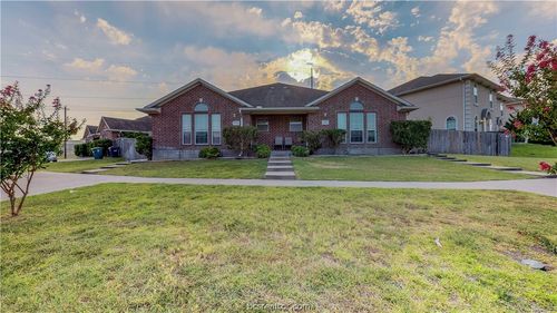 1420 Western Oaks Ct, Bryan, TX, 77807-1708 | Card Image