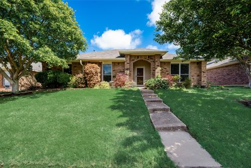 1307 E Branch Hollow Dr, Carrollton, TX, 75007-1089 | Card Image