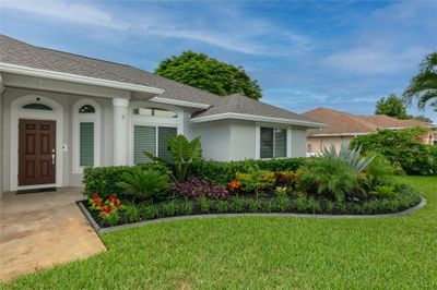 173 Monterey Way, House other with 3 bedrooms, 2 bathrooms and null parking in Royal Palm Beach FL | Image 2