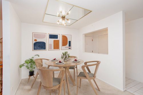 apt-108-1525 Sander Ct, Wheeling, IL, 60090-5925 | Card Image