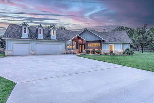 3896 Comanche Trl, Kingsland, TX, 78639 | Card Image