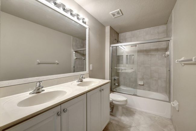 2949 Sw Cape Breton Dr, House other with 6 bedrooms, 4 bathrooms and null parking in Port St. Lucie FL | Image 40
