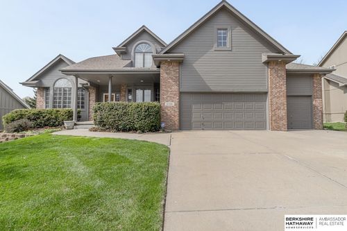 2106 S 185th St, Omaha, NE, 68130-3729 | Card Image