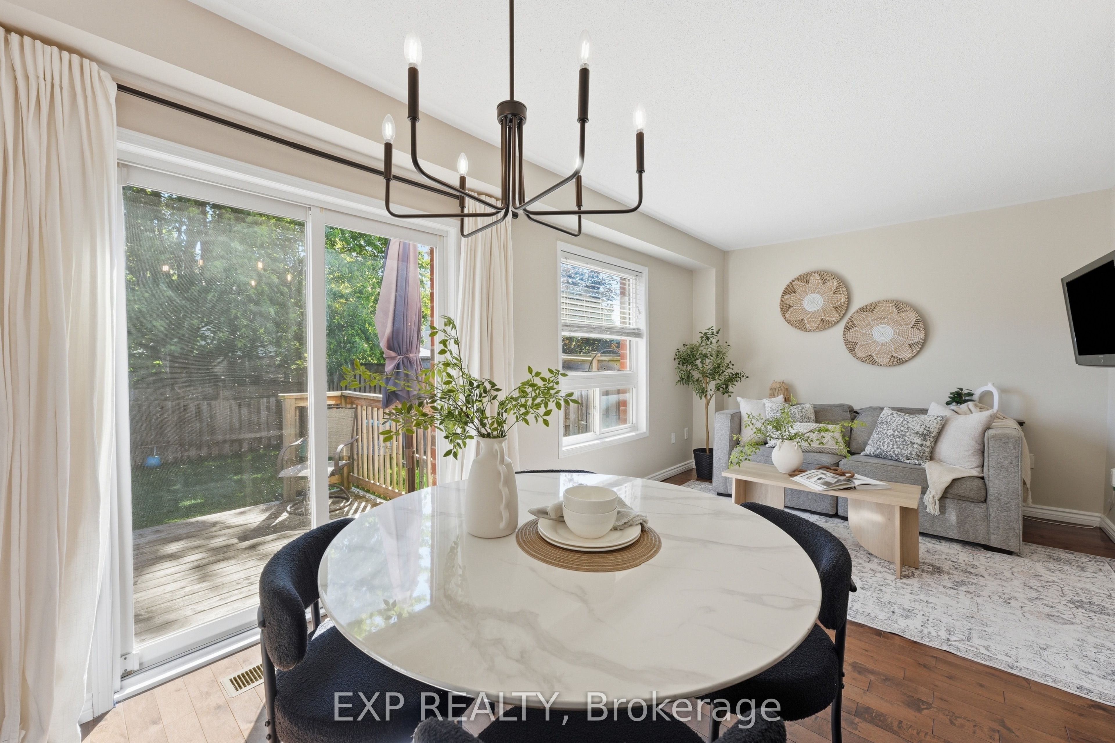Residential in East Gwillimbury 5