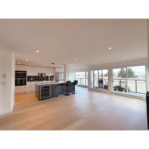 20x-1315 W 7th Ave, Vancouver, BC, V6H1B8 | Card Image