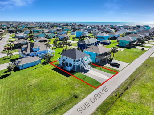 978 Sue, Crystal Beach, TX, 77650-3626 | Card Image